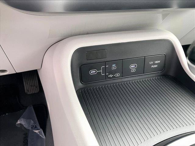 Used 2024 Hyundai Kona SE FWD image 26
