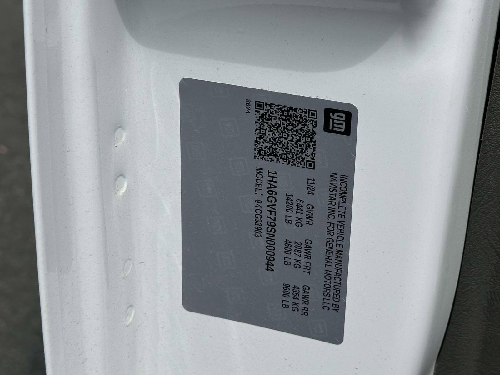 New 2025 Chevrolet Express 4500 Extended w/ Power Convenience Package image 17