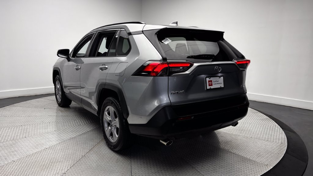 Certified 2025 Toyota RAV4 XLE AWD/4WD image 34