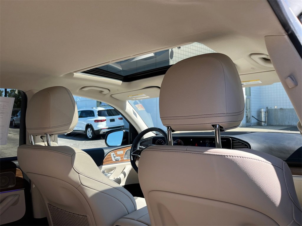 Certified 2025 Mercedes-Benz GLE 450e 4MATIC image 19