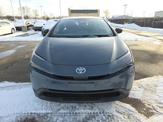 New 2026 Toyota Prius LE image 2