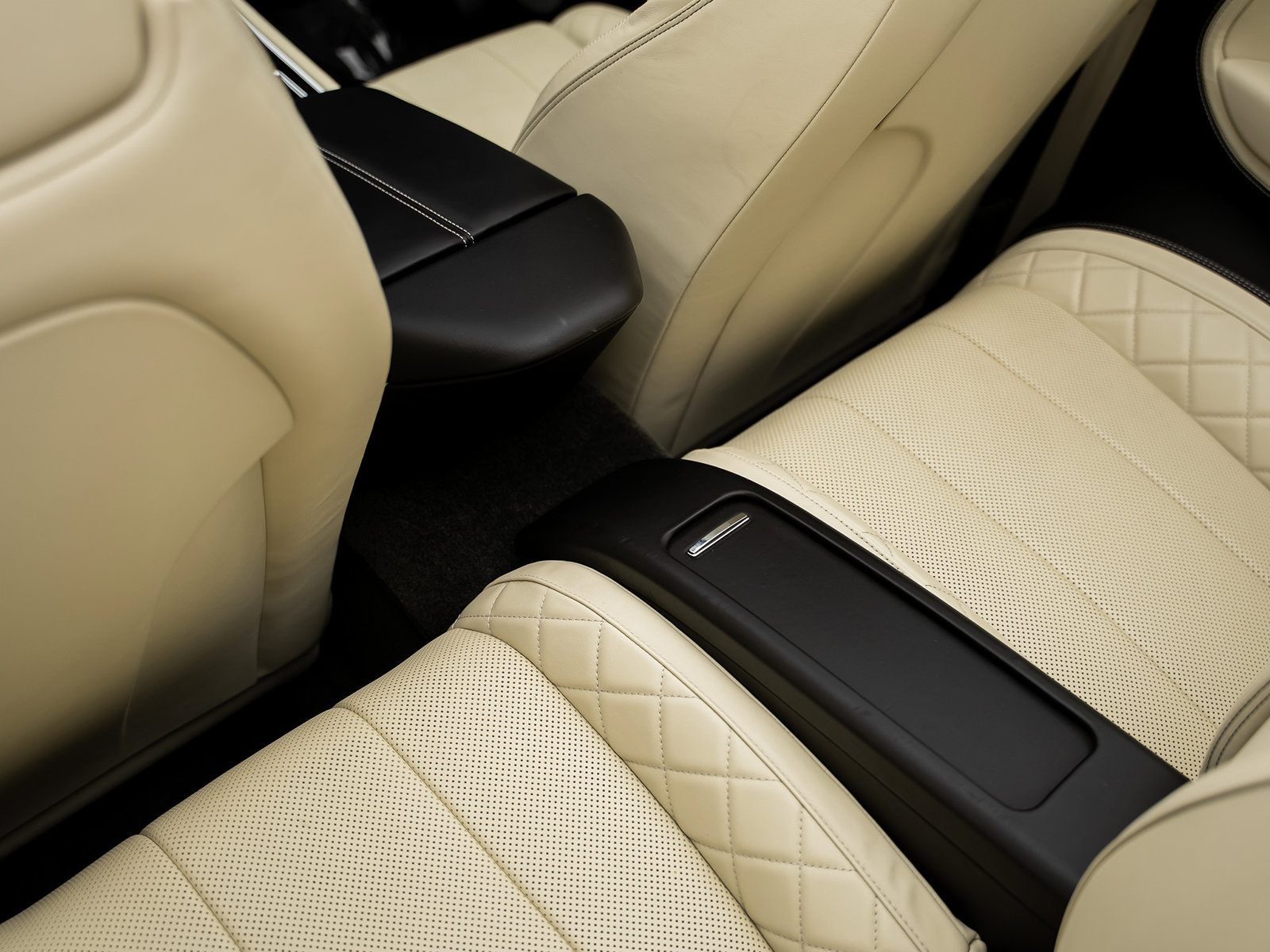 Used 2020 Bentley Continental GT AWD/4WD image 40