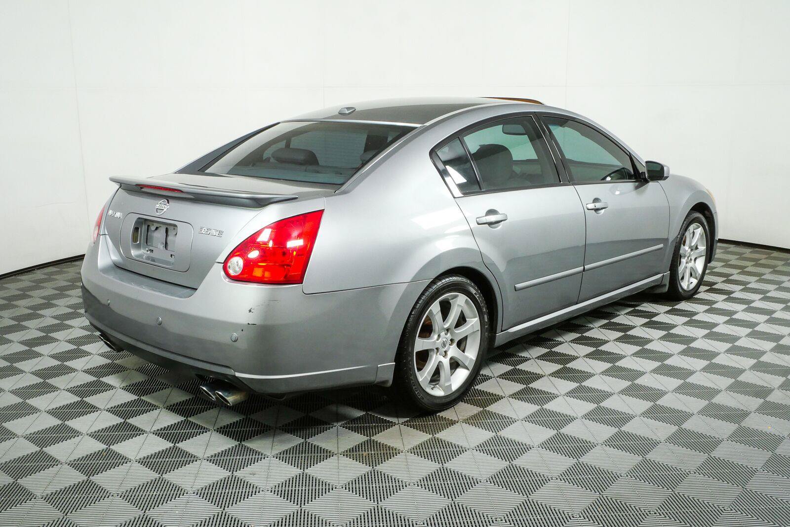 Used 2008 Nissan Maxima 3.5 SE w/ Sensory Pkg FWD image 3