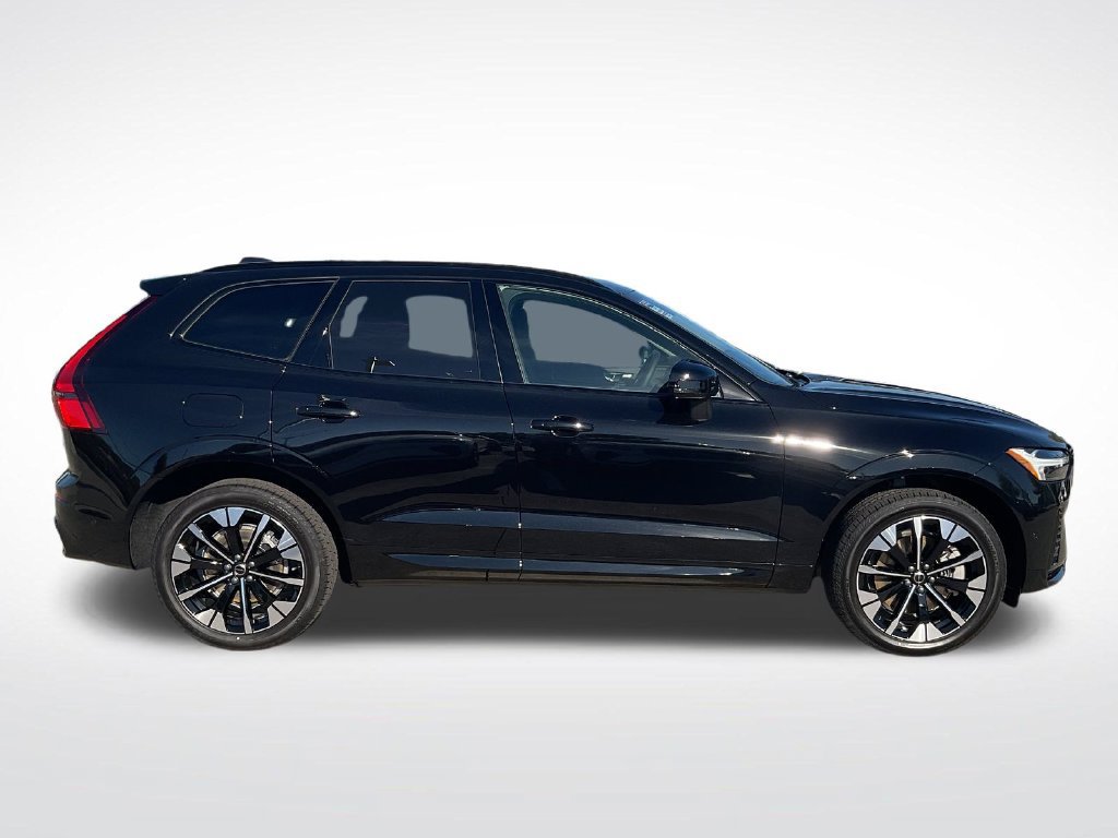 New 2027 Volvo XC60 T8 Plus AWD/4WD image 8
