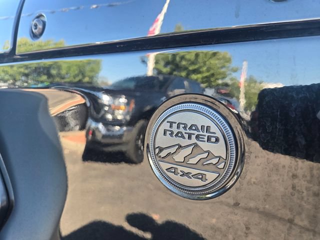 Used 2025 Jeep Wrangler Unlimited Sport AWD/4WD image 9