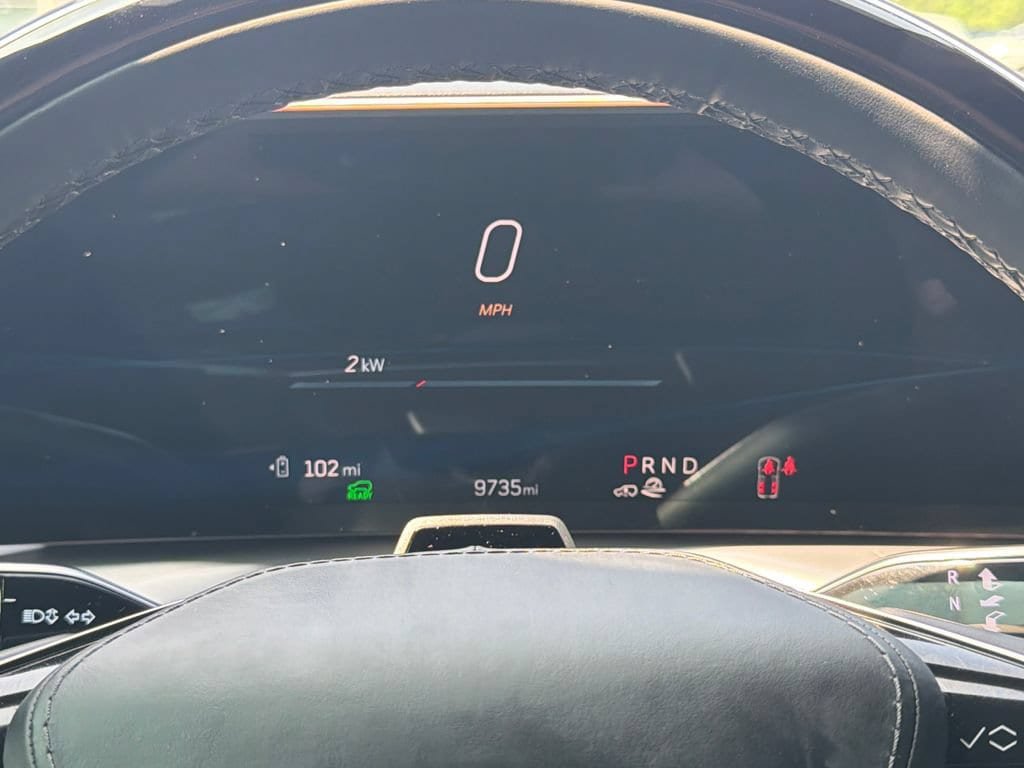 Certified 2026 Cadillac Vistiq Premium Luxury AWD/4WD image 6