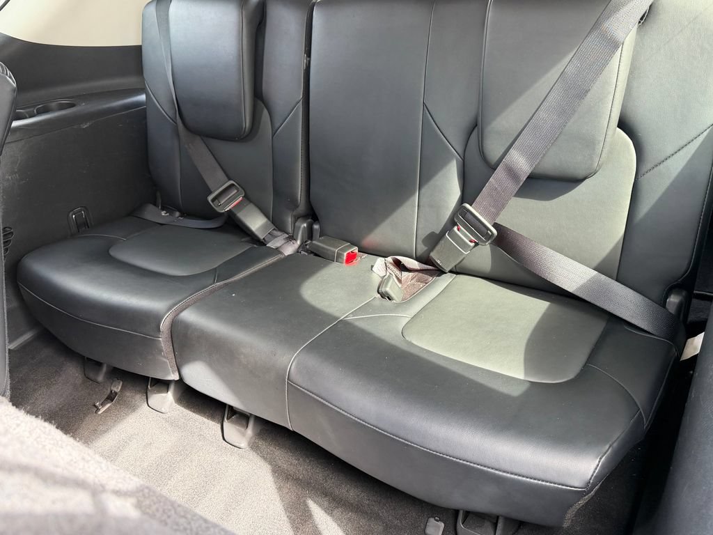 Used 2024 Nissan Armada SV AWD/4WD image 21