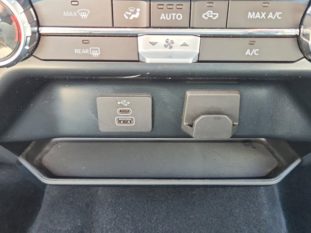 Used 2025 Ford F150 XLT w/ Equipment Group 301A Standard image 25