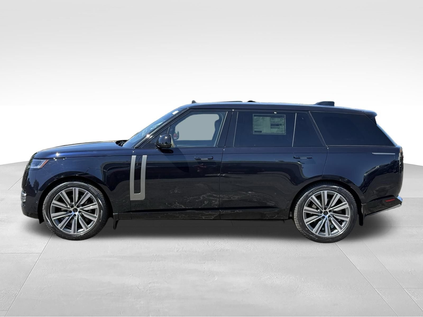 New 2026 Land Rover Range Rover Long Wheelbase Autobiography AWD/4WD image 2