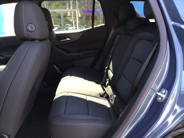 New 2026 Chevrolet Equinox LT w/ Safety and Technology Package FWD image 18