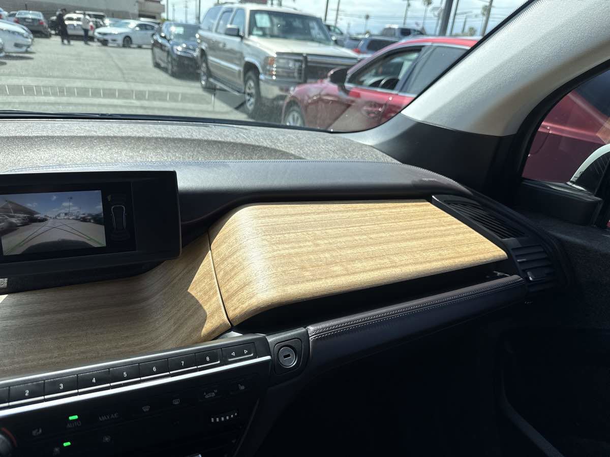 Used 2014 BMW i3 w/ Range Extender RWD image 38