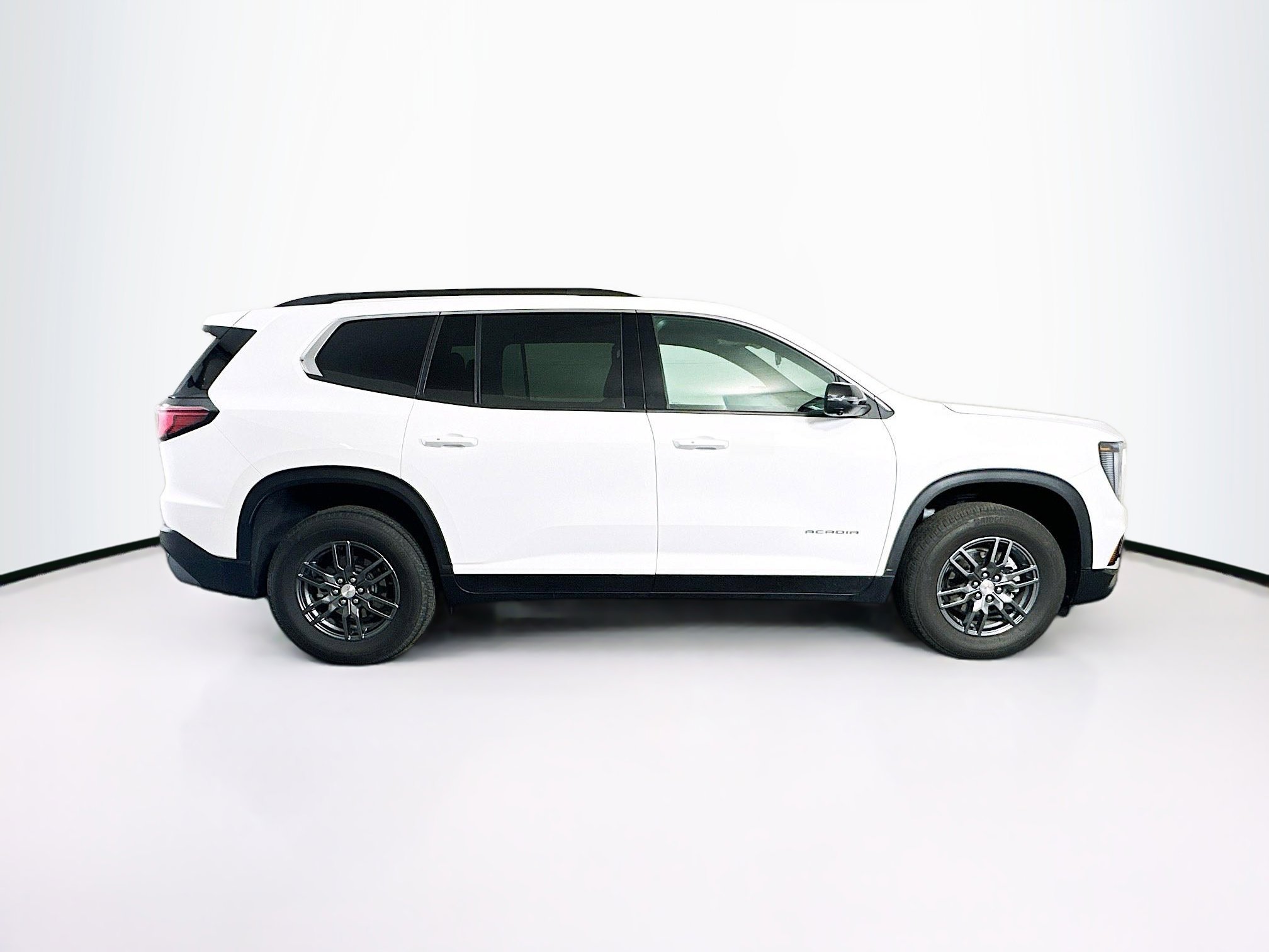 Used 2025 GMC Acadia Elevation image 10