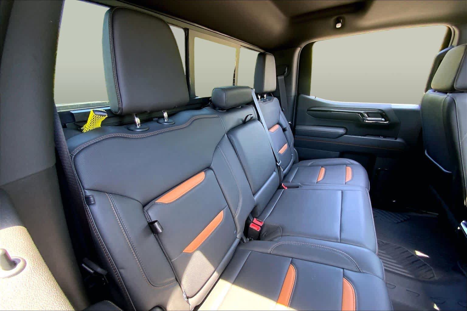 Certified 2023 GMC Sierra 1500 AT4 w/ AT4 Premium Package AWD/4WD image 19