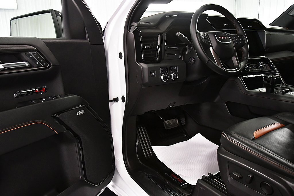 Used 2024 GMC Sierra 1500 AT4 w/ AT4 Preferred Package image 19