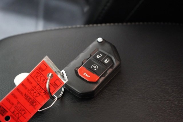 Used 2023 Jeep Wrangler Unlimited Sahara w/ Cold Weather Group image 35