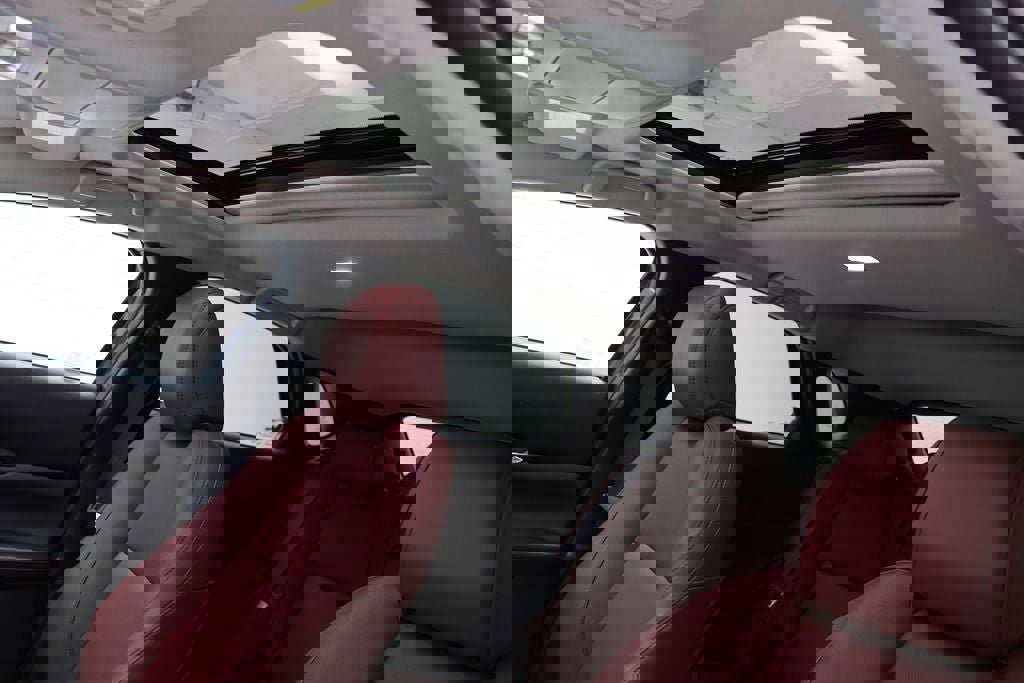 Used 2024 MAZDA CX-30 AWD 2.5 S w/ Preferred Package image 15