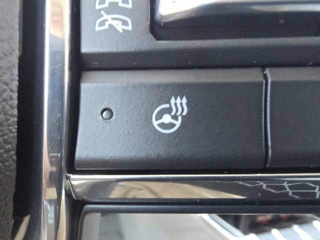 Used 2024 GMC Acadia Denali AWD/4WD image 9