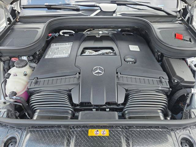 New 2026 Mercedes-Benz GLE 580 4MATIC image 17