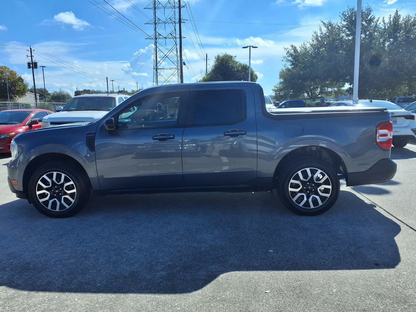 Used 2024 Ford Maverick Lariat w/ 4K Tow Package AWD/4WD image 22