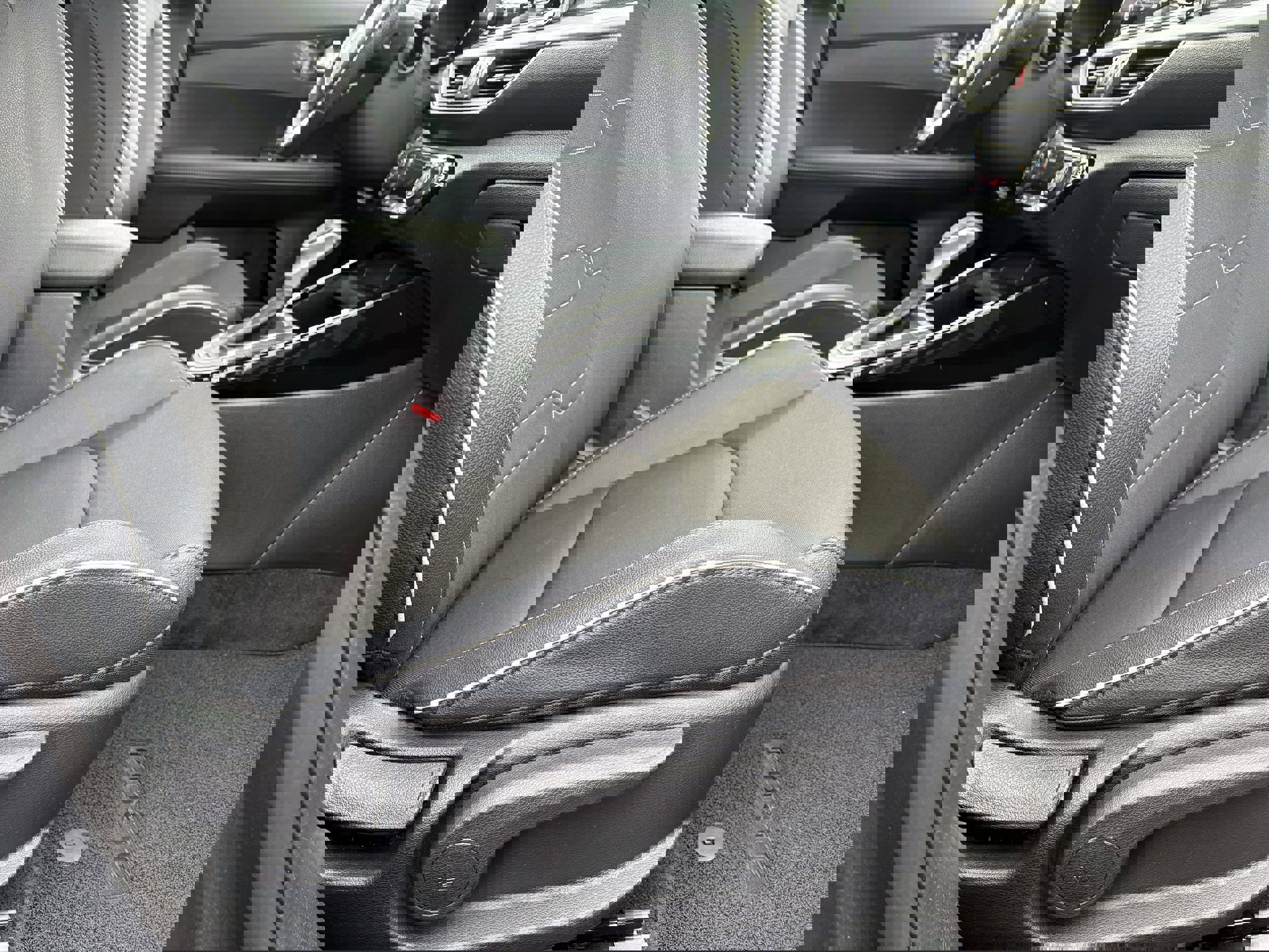 Used 2024 Kia Forte GT-Line w/ GT-Line Premium Package image 30