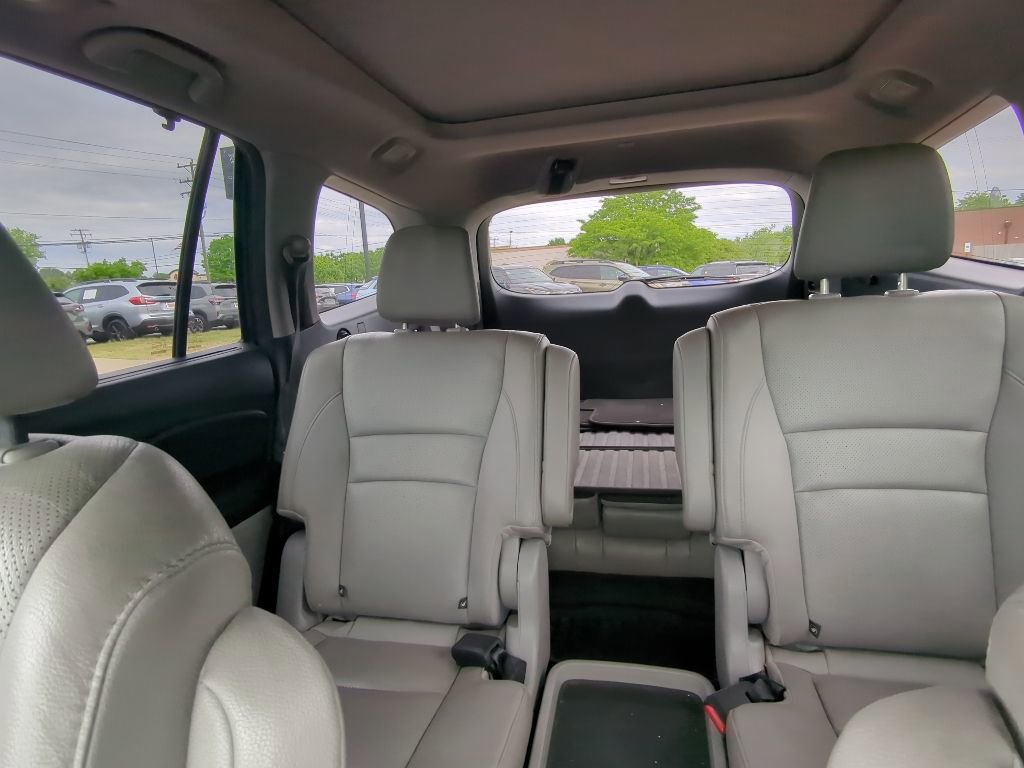 Used 2017 Honda Pilot Elite image 18