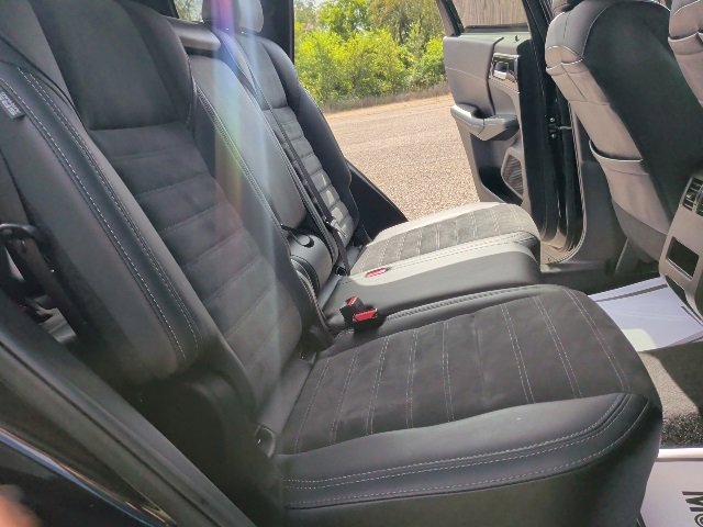 Used 2024 Mitsubishi Outlander SE image 19