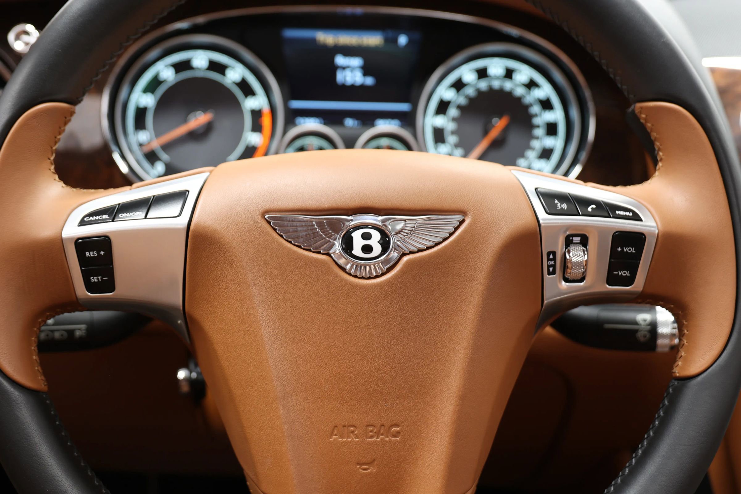 Used 2015 Bentley Flying Spur V8 AWD/4WD image 22