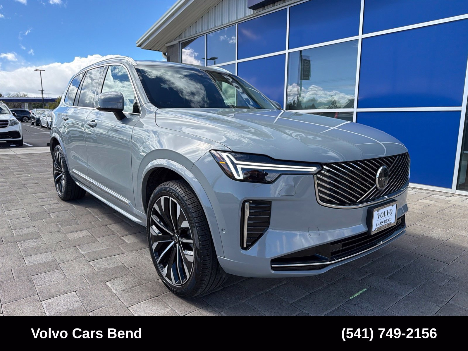 Used 2026 Volvo XC90 B6 Plus AWD/4WD image 2