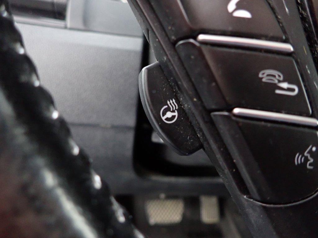 Used 2016 Honda Pilot Elite image 3