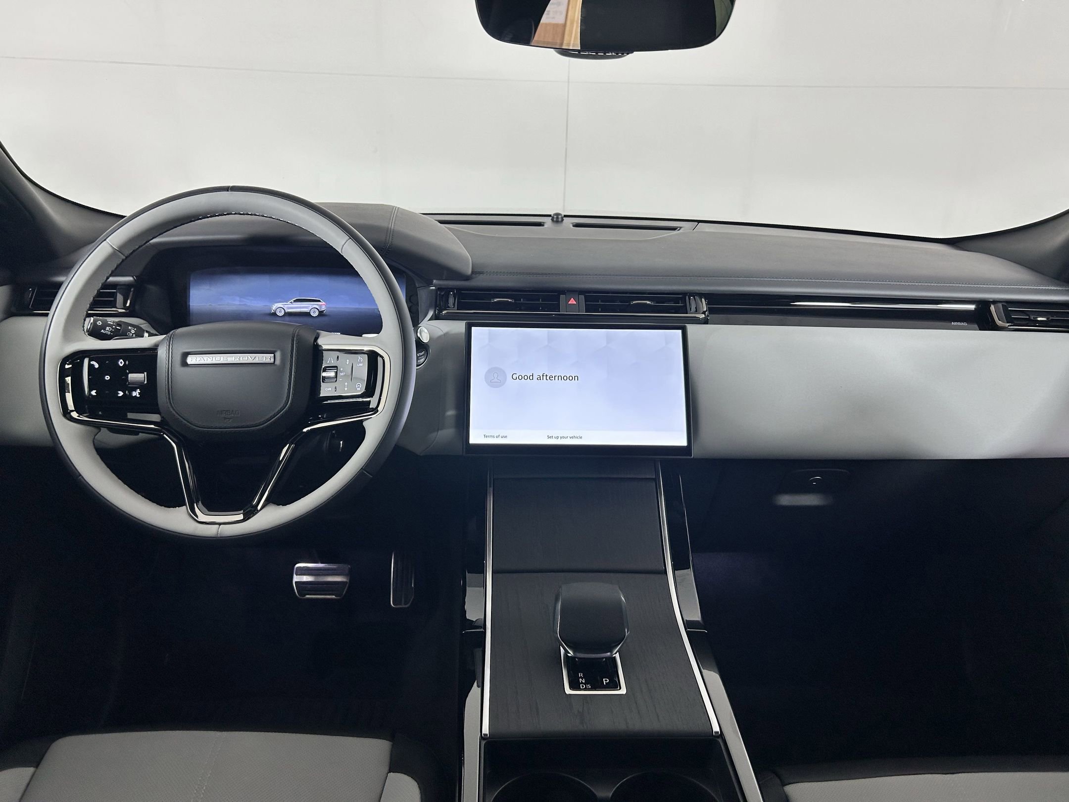 New 2026 Land Rover Range Rover Velar Dynamic SE image 13