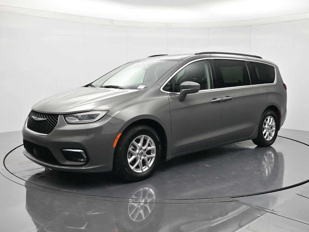 Used 2022 Chrysler Pacifica Touring-L FWD image 1