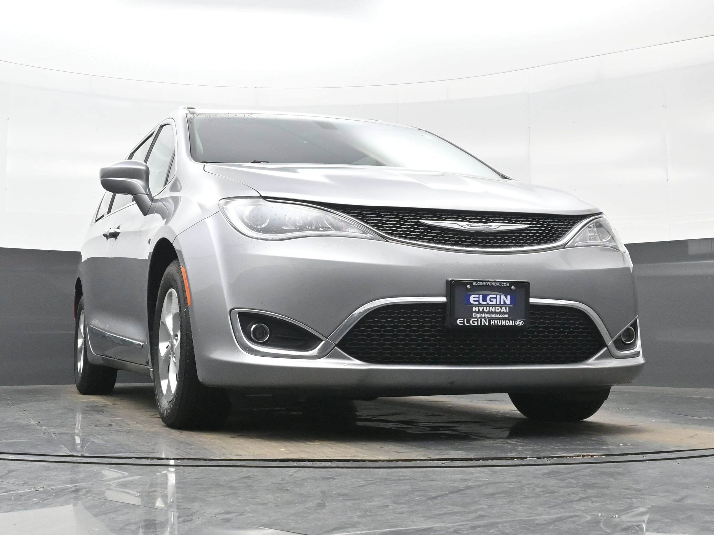 Used 2017 Chrysler Pacifica Touring-L Plus image 34