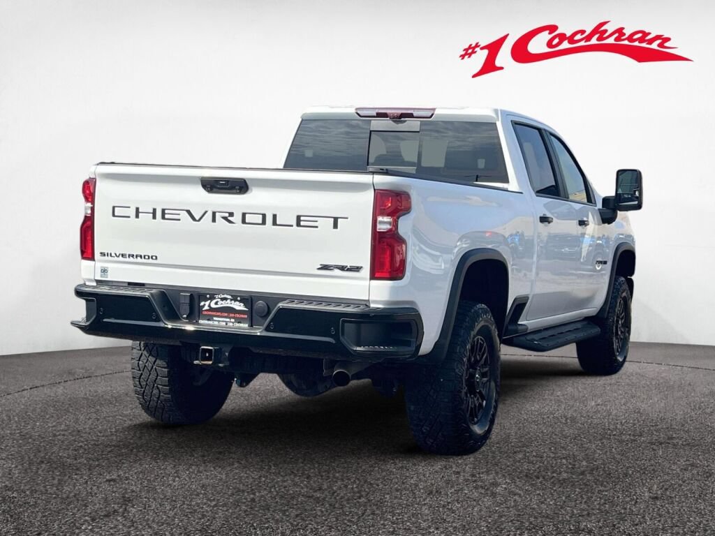 Used 2024 Chevrolet Silverado 2500 ZR2 w/ Technology Package AWD/4WD image 7