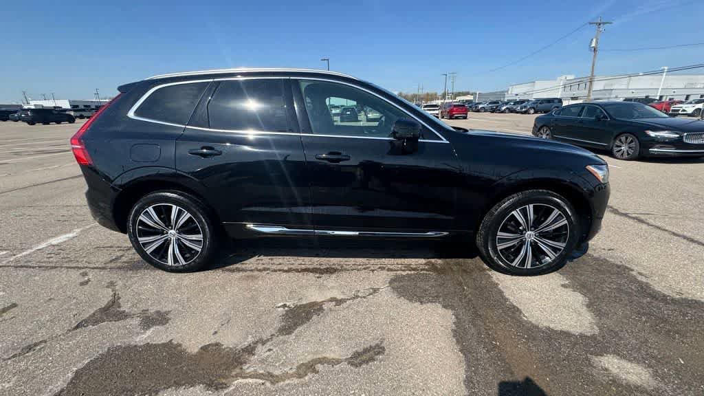 Used 2023 Volvo XC60 B5 Plus w/ Protection Package Premier FWD image 4