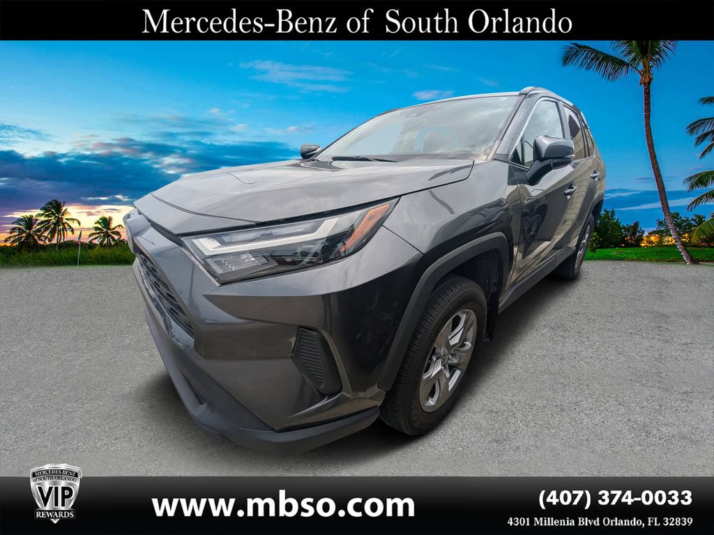Used 2025 Toyota RAV4 XLE FWD image 16