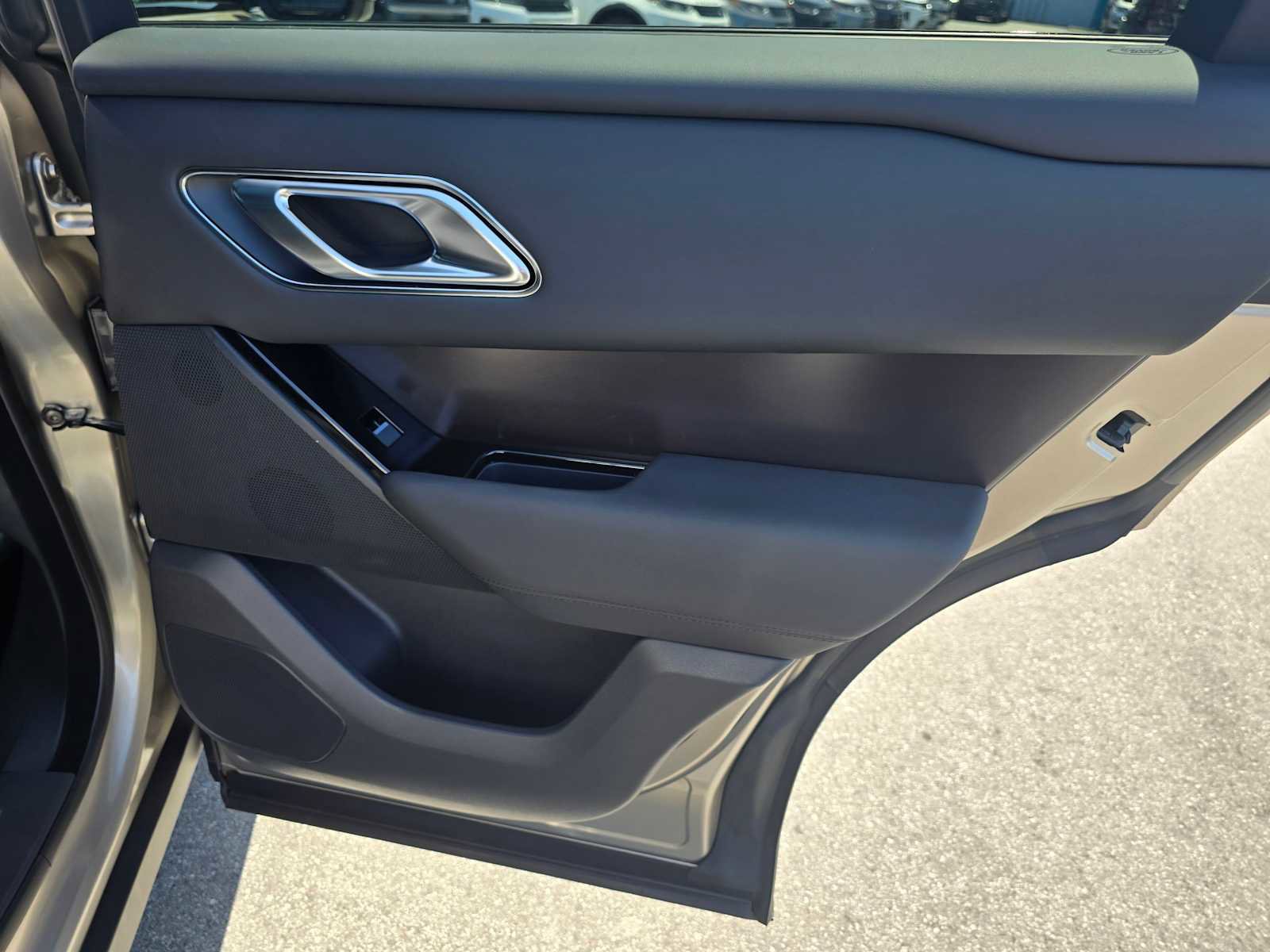 Certified 2026 Land Rover Range Rover Velar Dynamic SE image 13