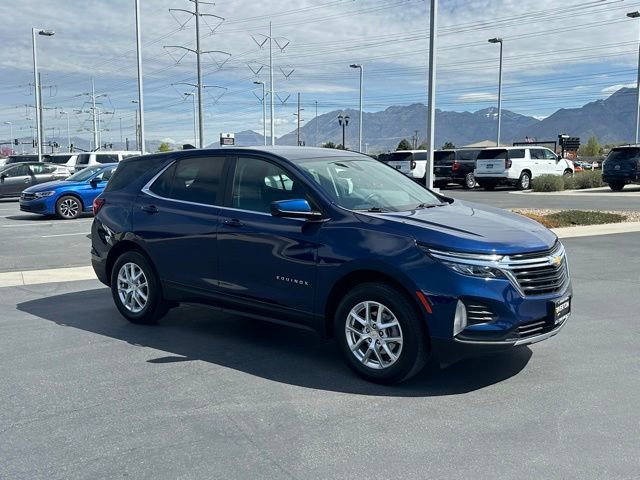 Used 2022 Chevrolet Equinox LT w/ LPO, Cargo Package AWD/4WD image 26
