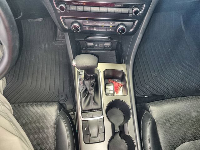 Used 2020 Kia Optima SE FWD image 20