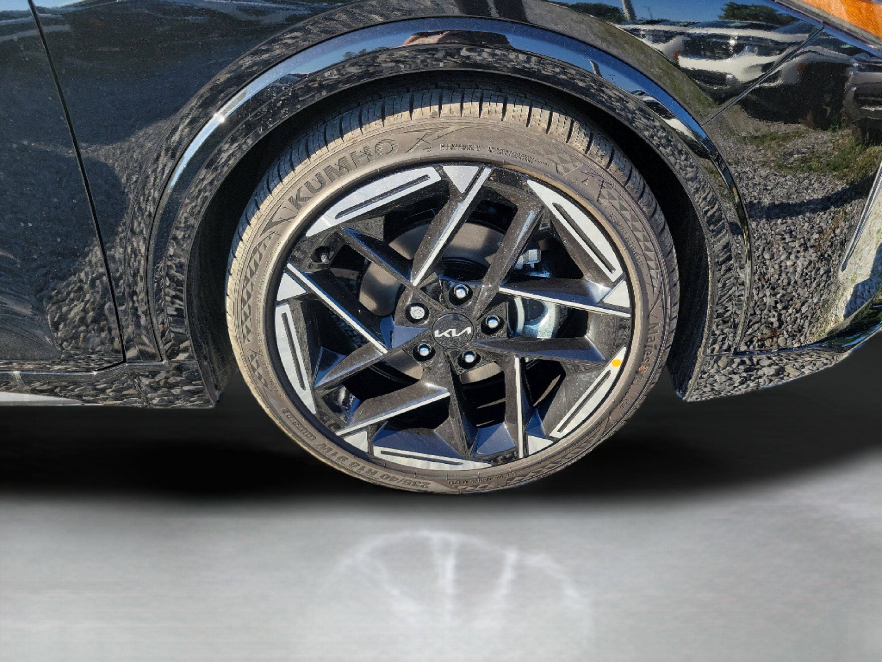 New 2026 Kia K4 GT-Line Turbo w/ GT-Line Premium Package FWD image 28