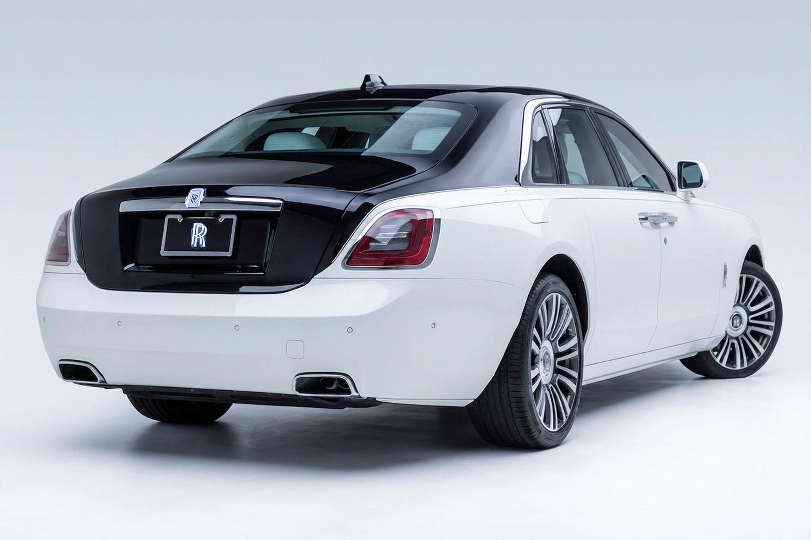 Used 2021 Rolls-Royce Ghost AWD/4WD image 3