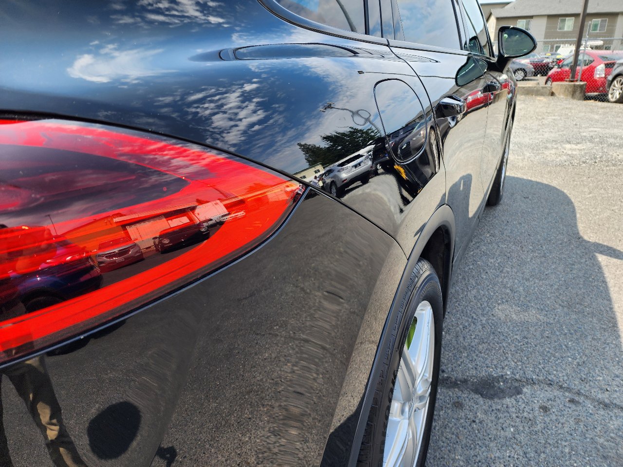 Used 2016 Porsche Cayenne S image 37