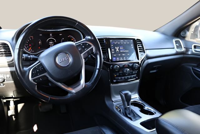 Used 2021 Jeep Grand Cherokee Laredo X image 13