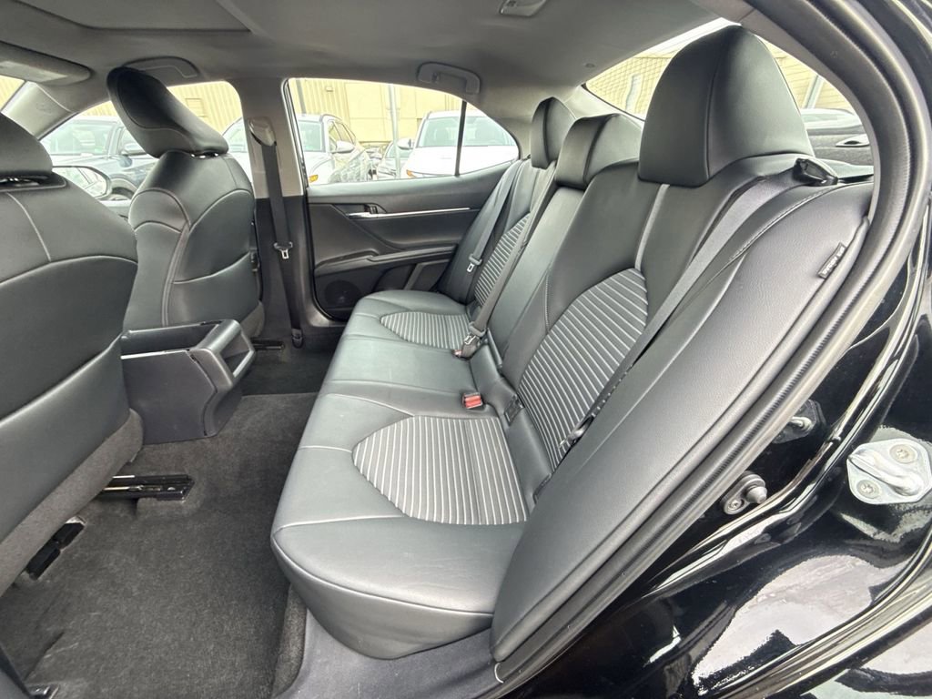 Used 2023 Toyota Camry SE image 24