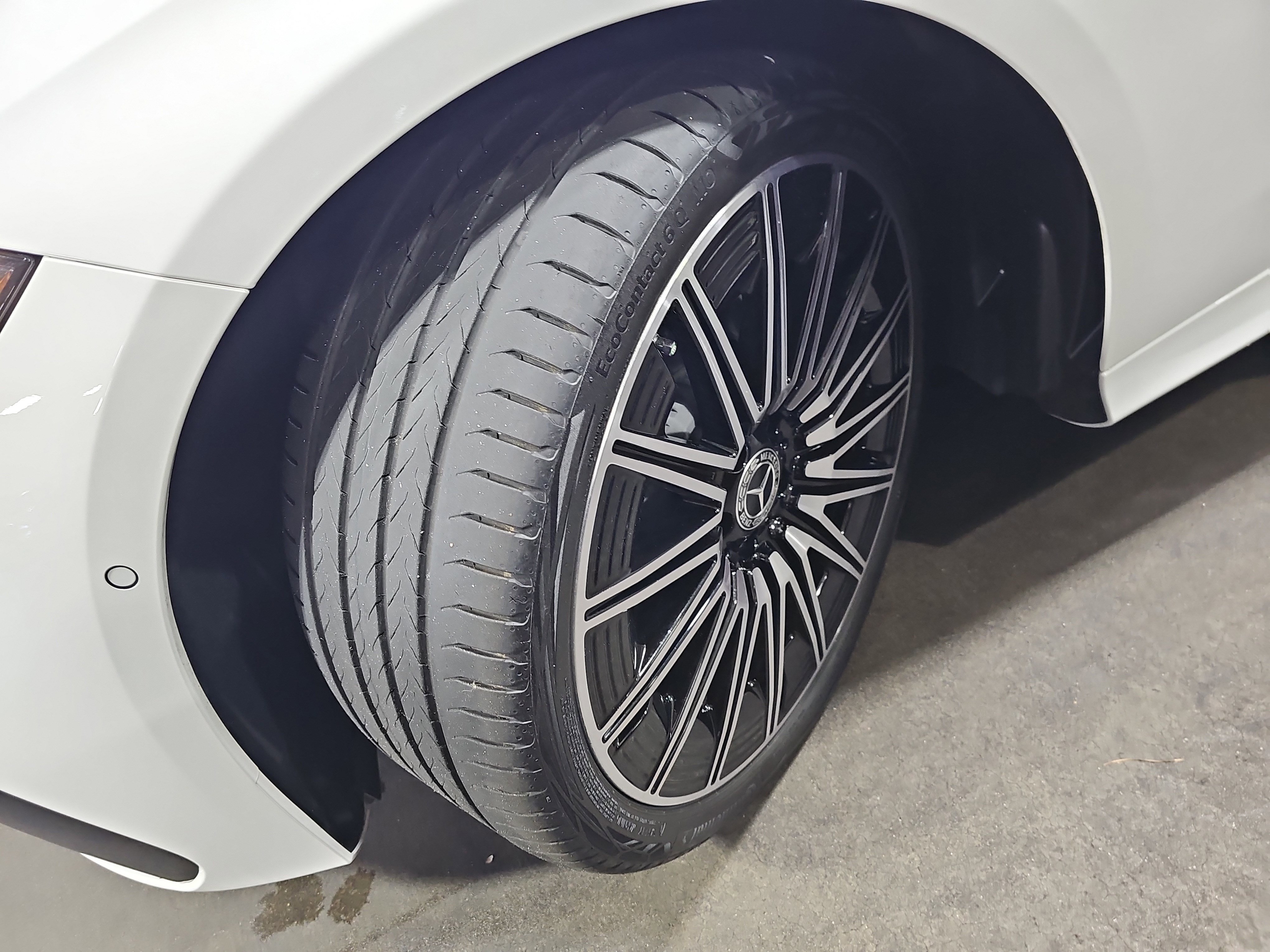 Certified 2026 Mercedes-Benz CLE 300 4MATIC Coupe image 35