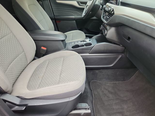 Used 2022 Ford Escape SE w/ SE Sport Appearance Package FWD image 27