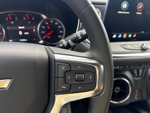 Used 2025 Chevrolet Blazer LT w/ Convenience Package FWD image 29