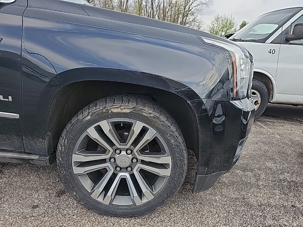 Used 2019 GMC Yukon Denali w/ Denali Ultimate Package image 11