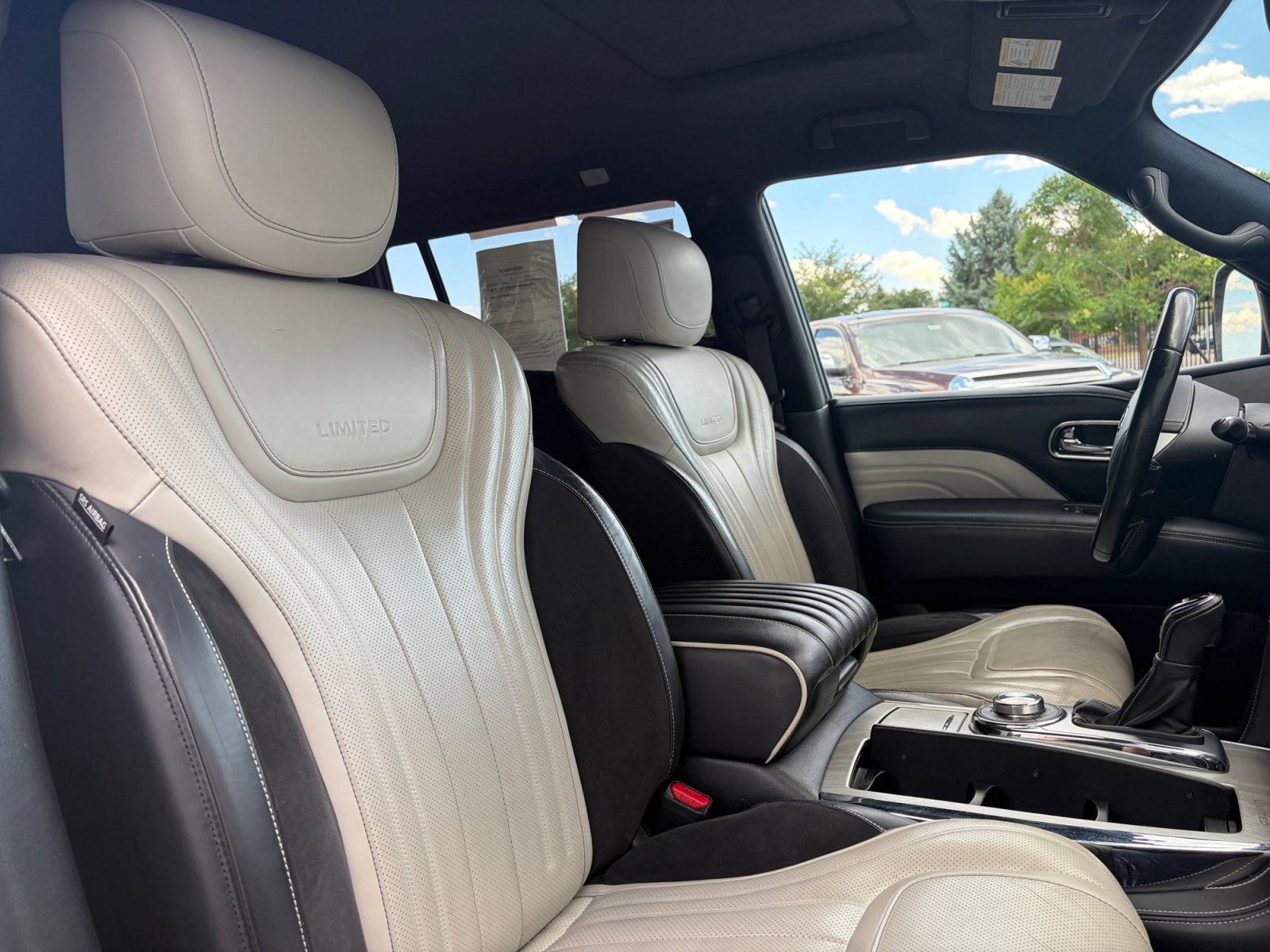 Used 2019 INFINITI QX80 Limited AWD/4WD image 30