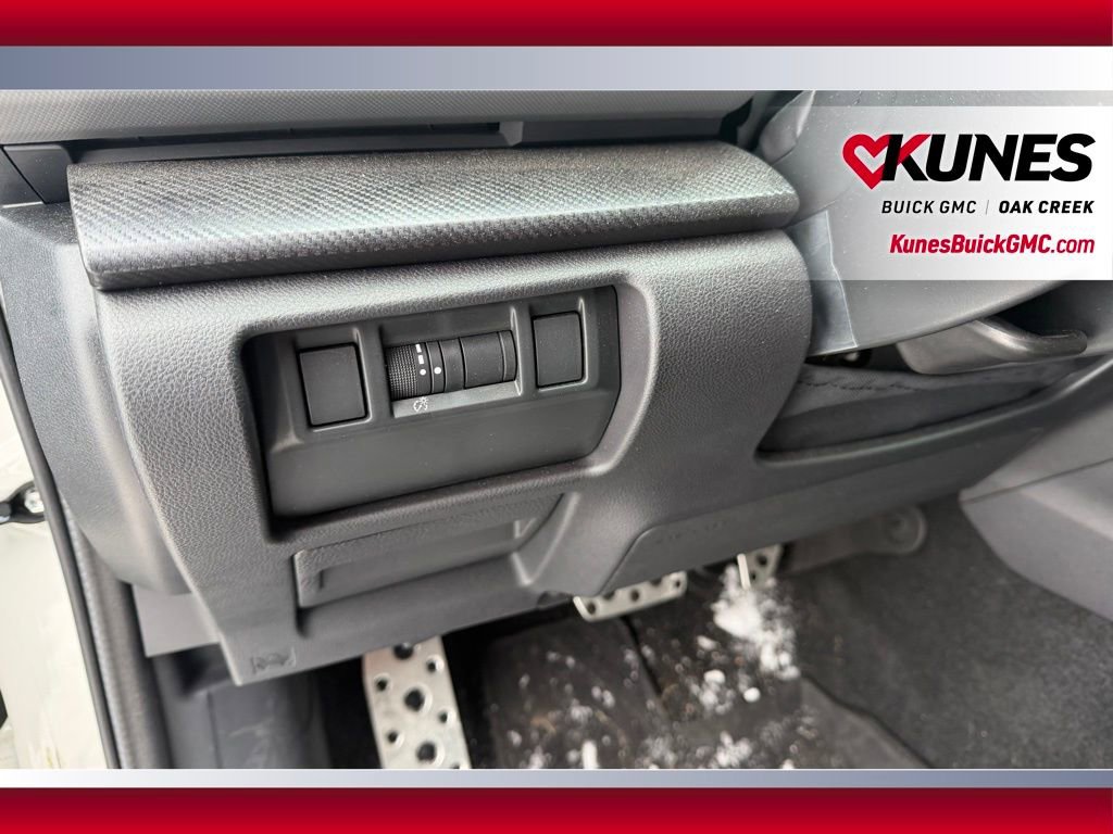 Used 2024 Subaru Crosstrek 2.5i Sport image 11