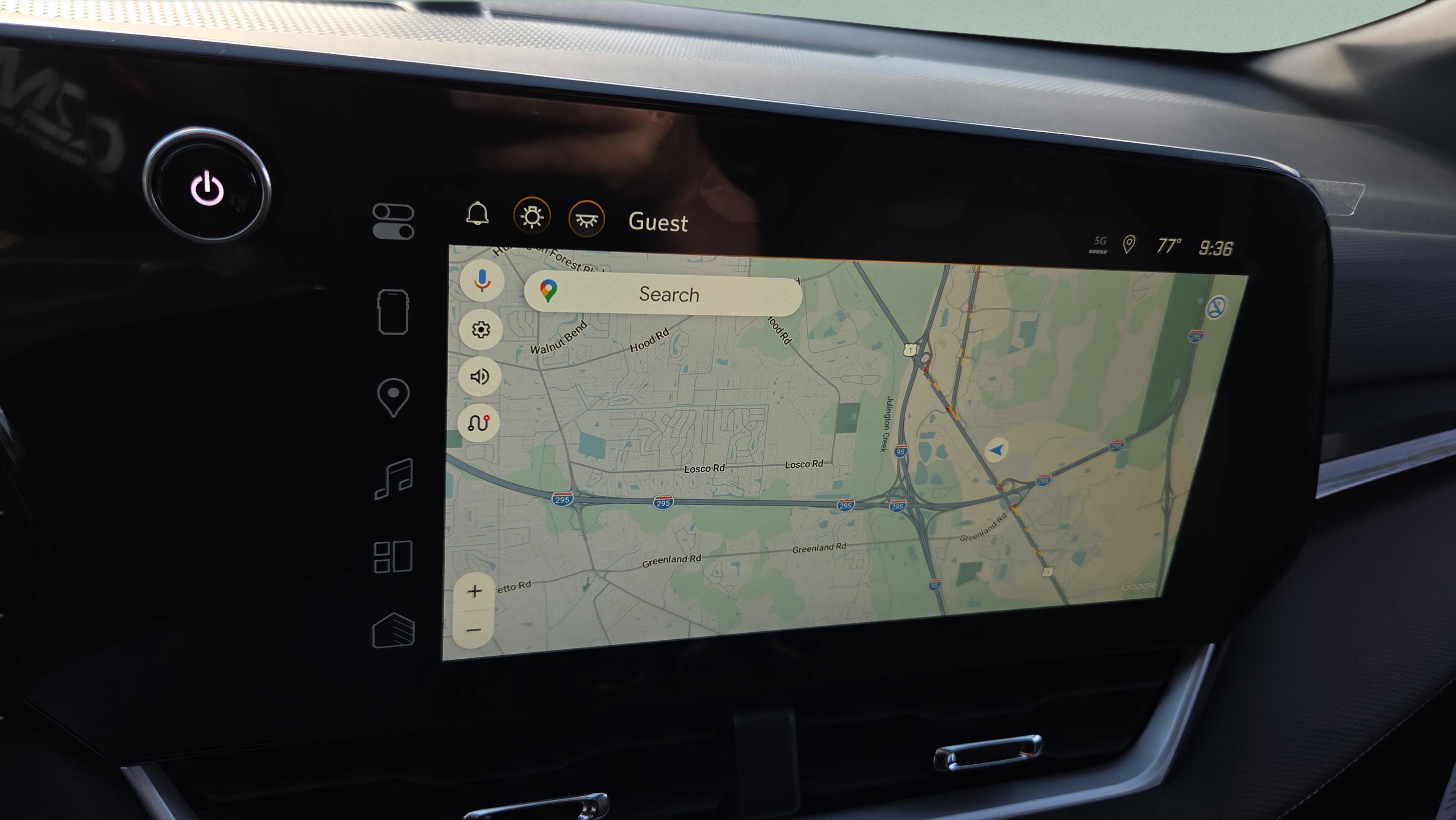 New 2026 Chevrolet Equinox LT w/ Safety and Technology Package FWD image 21